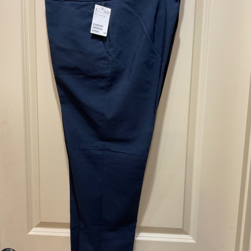 NWT H&M brand ladies navy dress pants - size 14